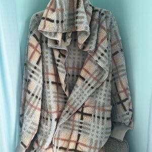 Hem & Thread Plaid Cardigan in Cream,Brown & Blue